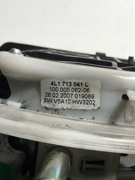 Palanca de cambios Audi Q7 2007 OEM 4L1713041L image 10