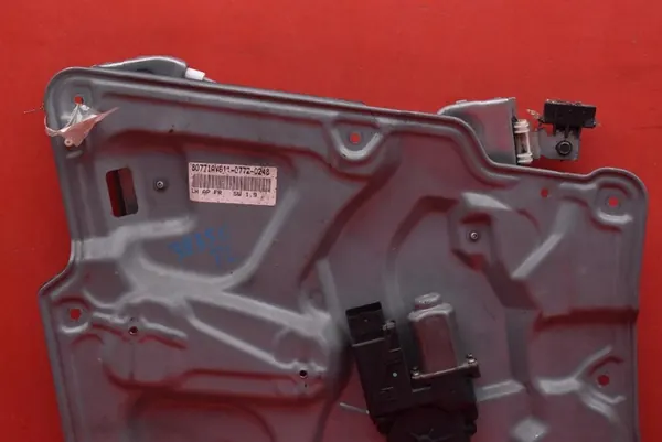 Elevador de vidro dianteiro esquerdo Nissan Primera P12 80771AV611 image 2