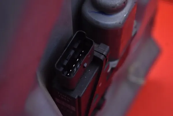 Elevador de vidro dianteiro esquerdo Nissan Primera P12 80771AV611 image 7