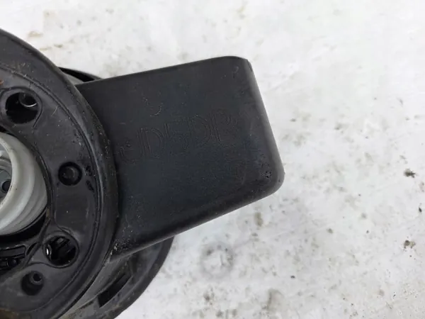 Brandstofklep KIA CEED II 12-17 OEM KIA CEED II 12-17 hb KLAPKA WLEWU PALIWA KOLOR D5 image 3