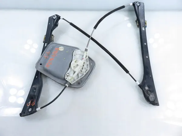 Mecanismo da janela dianteira direita VW Golf V 1.6 image 8