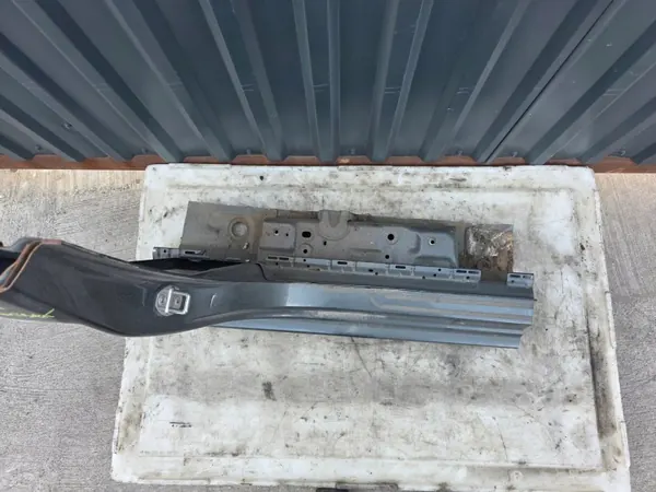 Painel de Quarto de Pilar B OEM para Audi A3 8V Sportback image 4