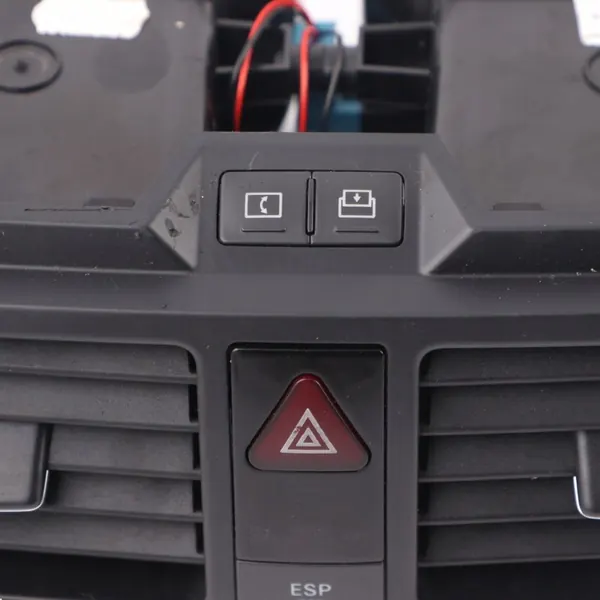 Mercedes W204 Middenluchtventiel A2048304154 image 5