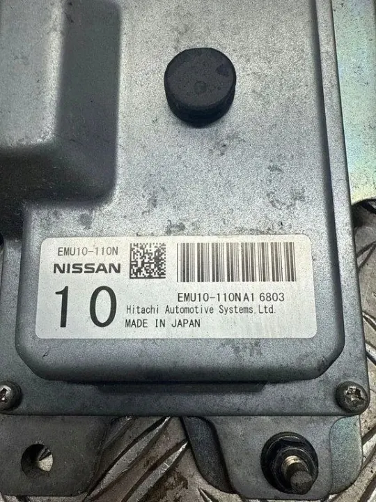 Módulo ECU Caixa Nissan NP300 D23 EMU10 110N OEM image 3