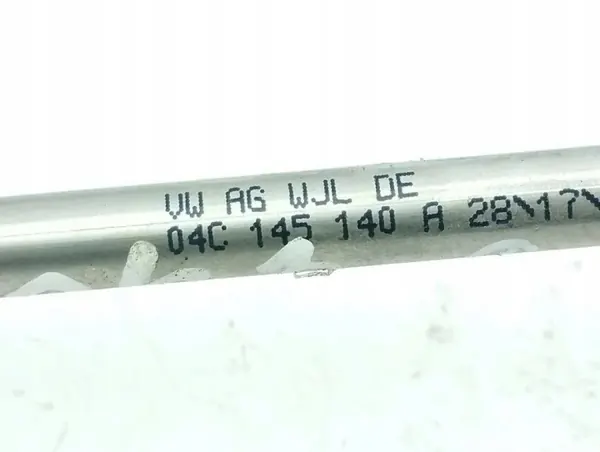 Audi Q2 2017 Turboöljyputkisto OEM 04C121497F image 10