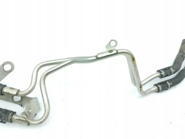 Audi Q2 2017 Turboöljyputkisto OEM 04C121497F image 4