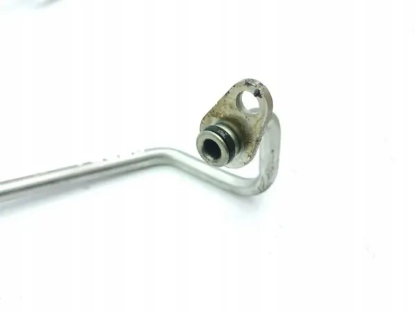 Audi Q2 2017 Turboöljyputkisto OEM 04C121497F image 6