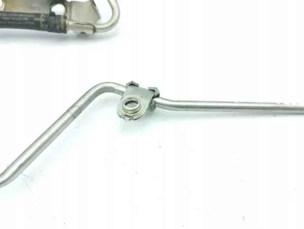 Audi Q2 2017 Turboöljyputkisto OEM 04C121497F image 7