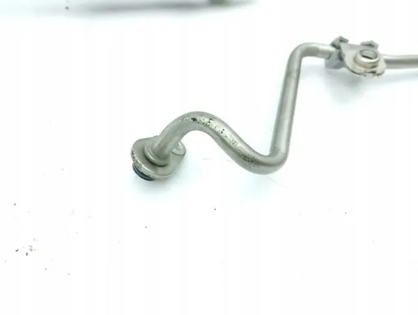 Audi Q2 2017 Turboöljyputkisto OEM 04C121497F image 8