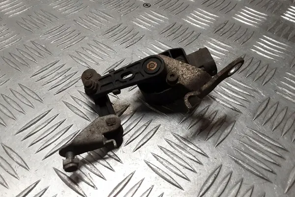 Sensor de nível dianteiro esquerdo BMW 5 (F10) 3.0L Diesel image 2