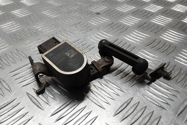 Sensor de nível dianteiro esquerdo BMW 5 (F10) 3.0L Diesel image 3