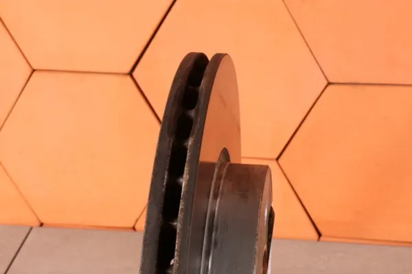 Jeu de disques et plaquettes avant BMW i3 OEM 6866293 image 8