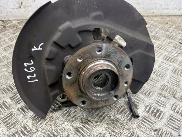Nissan Qashqai J12 Framhjulsnav OEM AMD224113 image 3