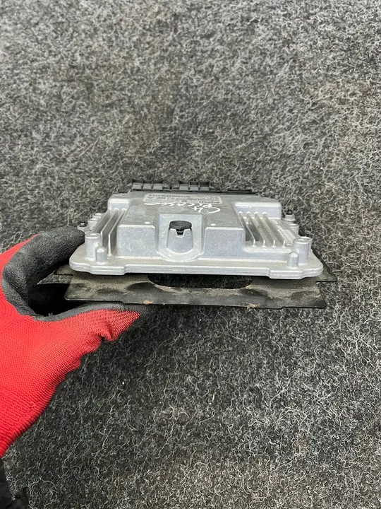 Centralina motore Citroen C4 Picasso 0261S04689 image 5