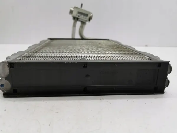 Núcleo de aquecimento Mercedes-Benz C W204 OEM 2308300184 image 3