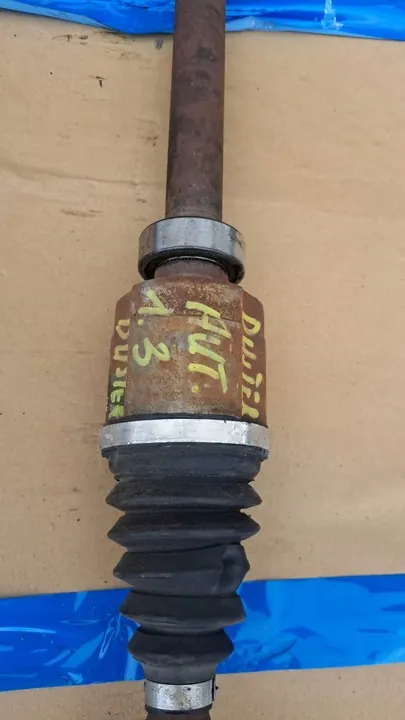 Dacia Duster II 1.3 TCE höger halvmuff 391001102R image 2