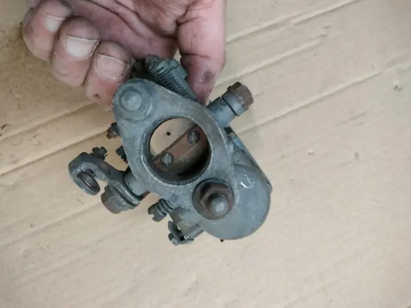 VW Bubbla Oval Förgasare OEM 28 PCI - Begagnad image 5