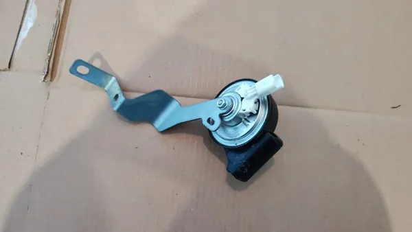 Sinal de Claxon RENAULT CLIO V 2024 Original OEM image 3