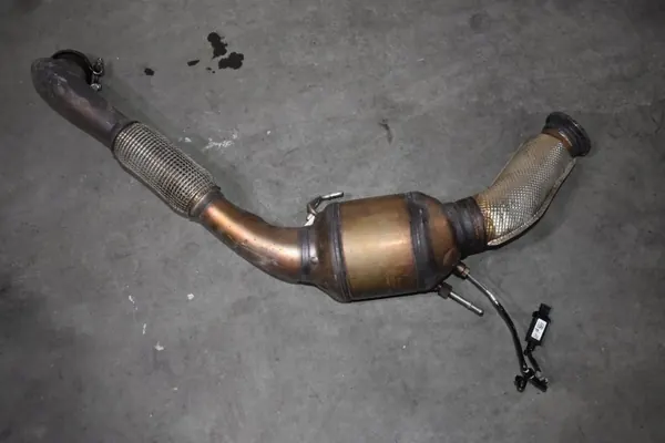 OEM 971254850M DPF & Katalysator Rechts Porsche Panamera image 3