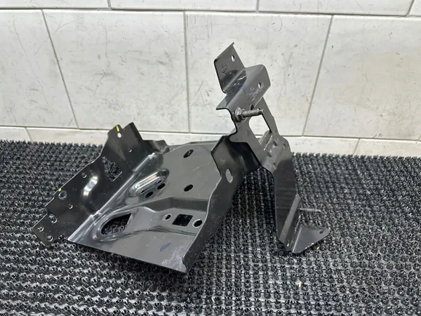 Suporte de bateria Renault Koleos II SOM6103 image 3