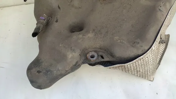 Komplett AdBlue-tank AUDI A6 C7 A7 4G0131877 image 2