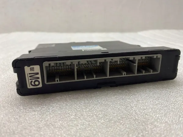 Módulo controlo cruzeiro Toyota Prius 2011 OEM 8968147062 image 3