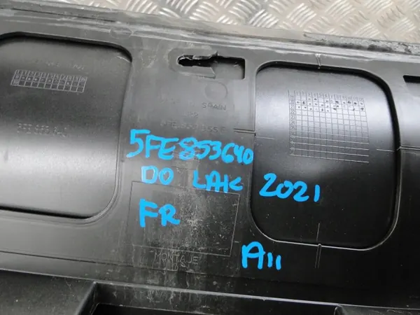 SEAT OEM 5FE853640 Moldura de Portón para LEON IV CUPRA image 6