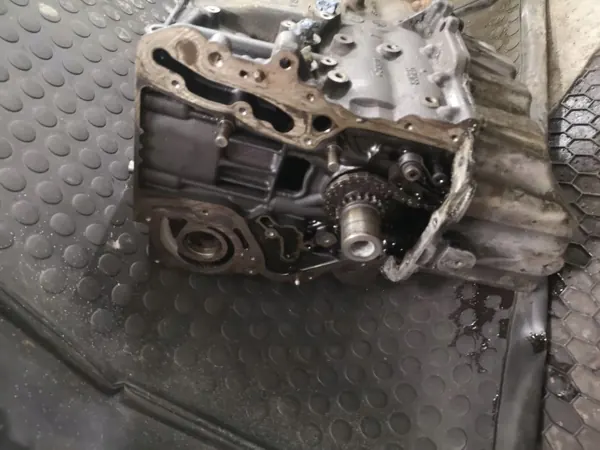 Bloco motor usado OEM BLG para Volkswagen Golf V image 4