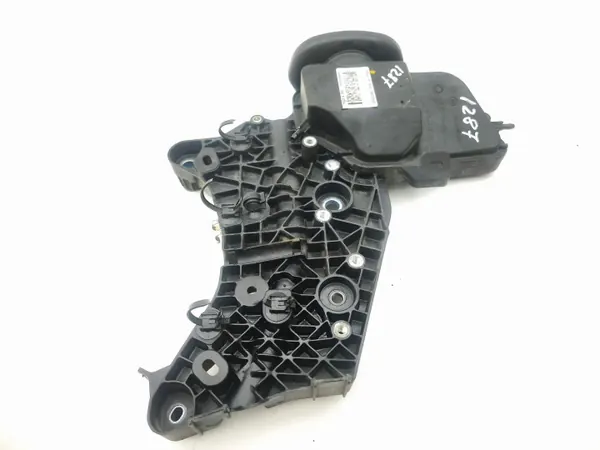 Olievulstuk Nissan Navara D23 2021 OEM 100011969R image 4