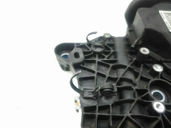 Olievulstuk Nissan Navara D23 2021 OEM 100011969R image 5