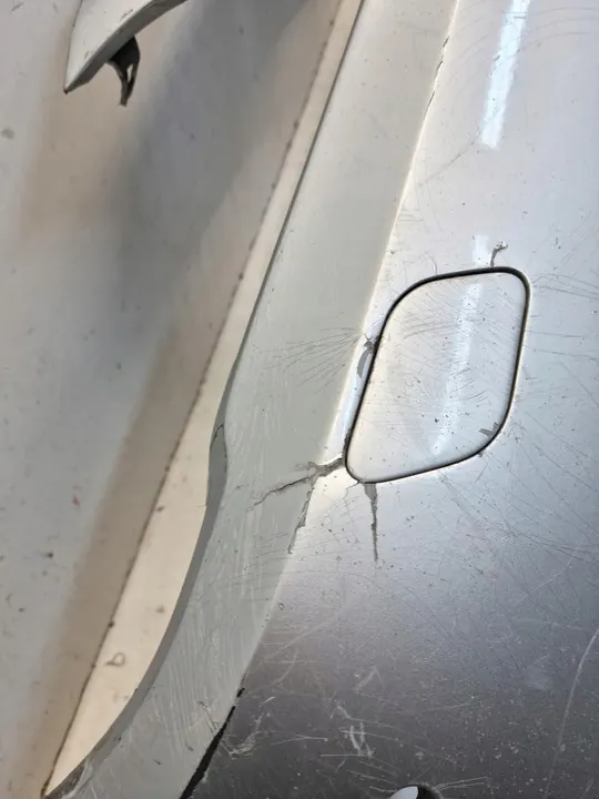 BMW 7 F01 F02 Paraurti anteriore 08-12 image 5