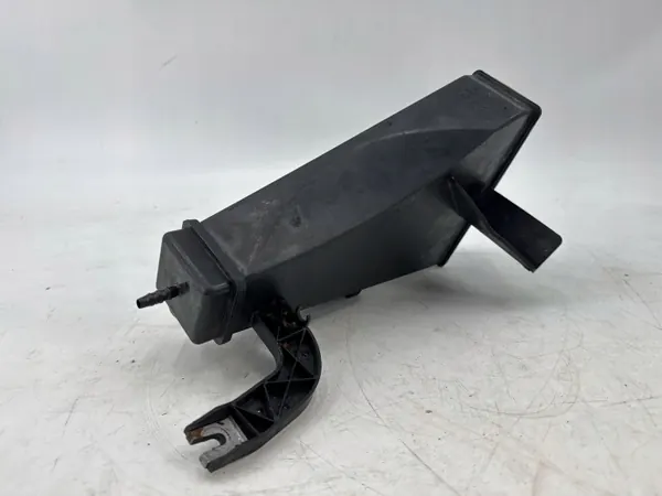 Filtre à vapeur carburant OEM 8E0201803H image 2