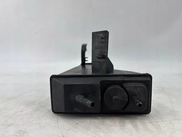 Filtre à vapeur carburant OEM 8E0201803H image 4