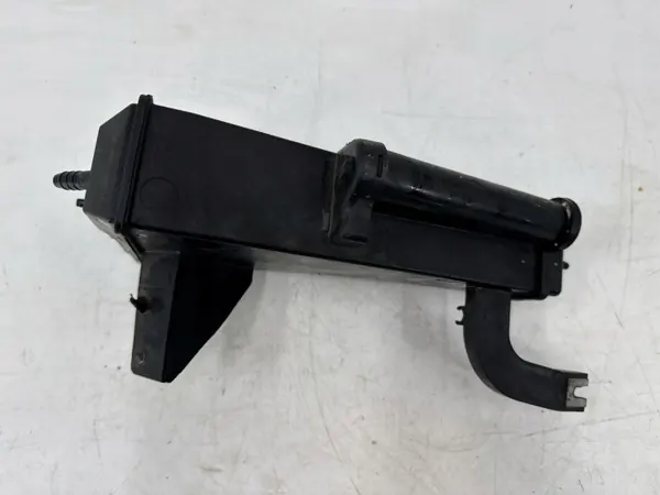 Filtre à vapeur carburant OEM 8E0201803H image 9