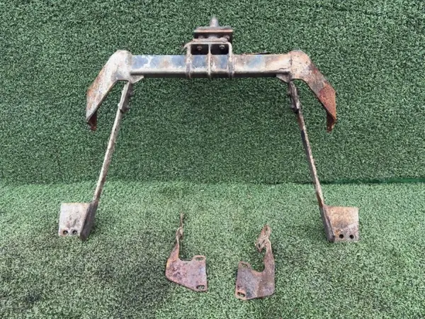 Renault Master II dragkrok set OEM 7700353731 image 2