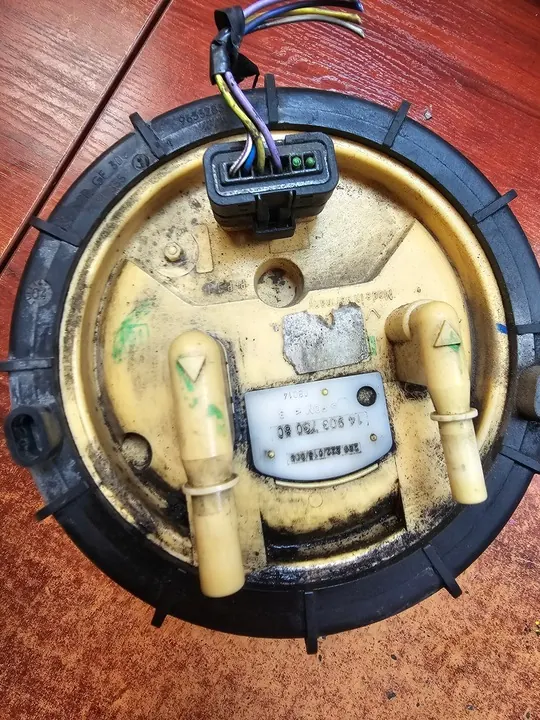 PEUGEOT 307 01-05 2.0 HDI Polttoainepumppu 1490373080 image 3