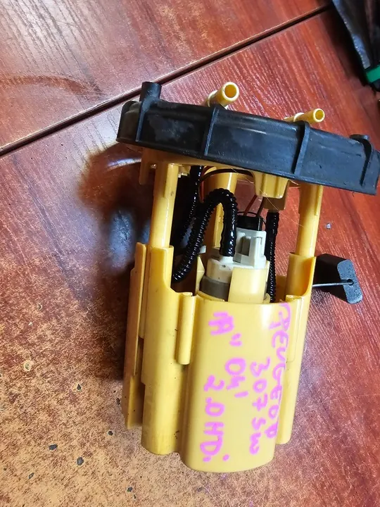 PEUGEOT 307 01-05 2.0 HDI Polttoainepumppu 1490373080 image 4