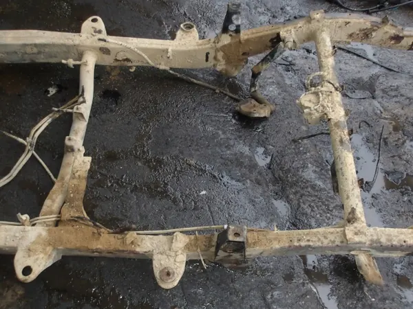 Rahmen Fahrgestell Mitsubishi L200 2006 OEM Gebraucht image 8