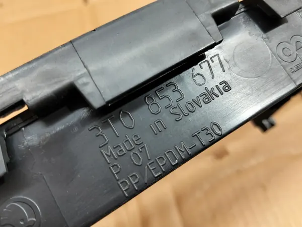 Griglia paraurti anteriore SKODA SUPERB II 3T0 3T0853677 image 6