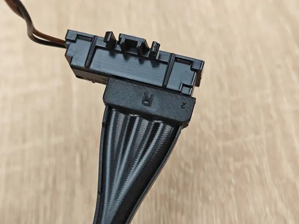 Audi A7 4G 2016 LED-tunnellist OEM 4G0947094 image 5