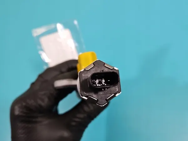 Brandrail-sensor Opel Astra VI L 1.5 CDTI image 6