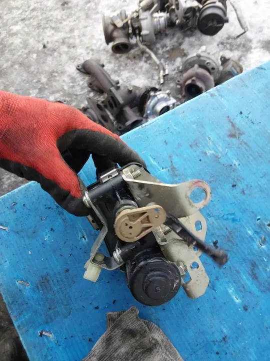 Actuador de compuerta colector Alfa Romeo Stelvio 2.2D OEM image 3