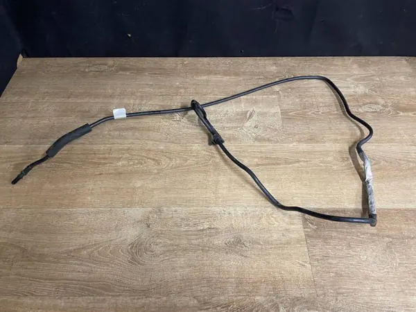 Yläpuhdistusputki OEM LR095779 Land Rover L494:lle image 2