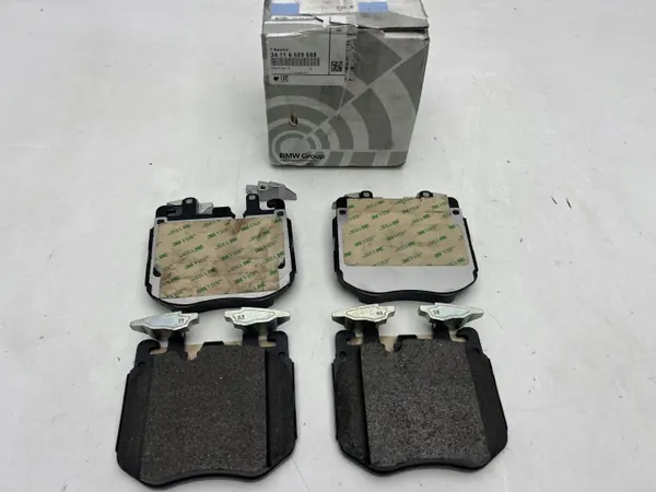 OEM 6889585 frambromsbeläggssats för BMW G14 G16 G30 G32 image 2