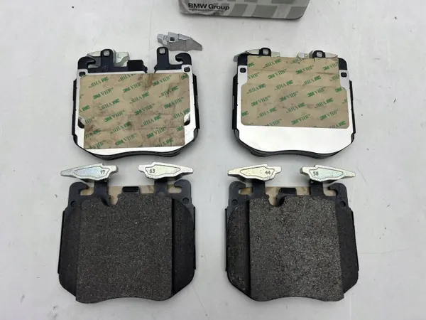 OEM 6889585 frambromsbeläggssats för BMW G14 G16 G30 G32 image 3