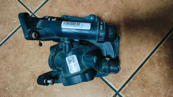 OEM WORAD2366 Boîtier Thermostat Pompe Eau VW Jetta image 2