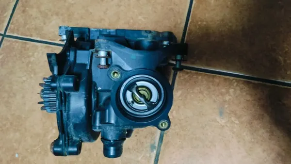 OEM WORAD2366 Boîtier Thermostat Pompe Eau VW Jetta image 6