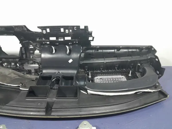 Console Tableau de Bord Mercedes Classe A W177 OEM Lochow-328635- image 10