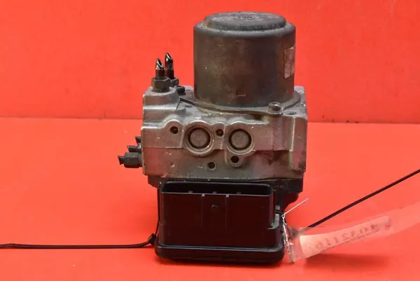 ABS Pump 006-V95-154-1 Honda Civic 1.8 i-VTEC image 2