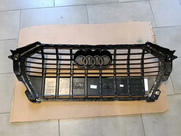 Grille moteur chromée AUDI Q3 83A OEM 83A853651E image 7